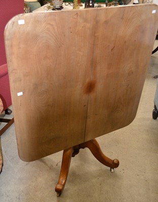 Lot 692 - A 19th century mahogany breakfast / dining...