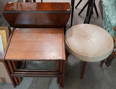 Lot 727 - An early 20th century Sutherland table, 67cm...