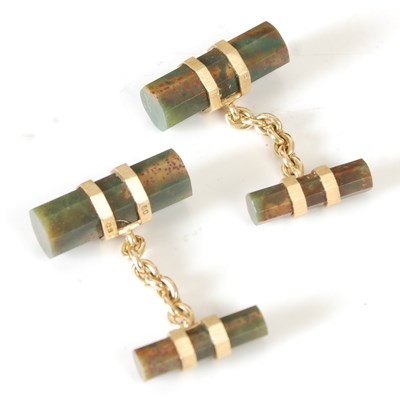 Lot 19 - DAVID MORRIS – a pair of 1970’s 18ct gold and...