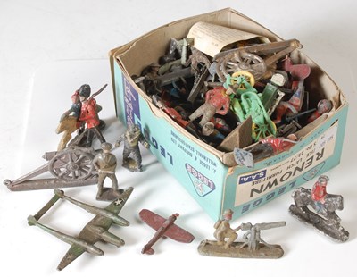 Lot 278 - A box of assorted vintage toy soldiers, likely...