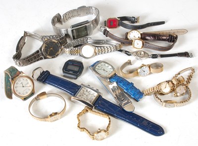 Lot 83 - A collection of assorted and mainly ladies...
