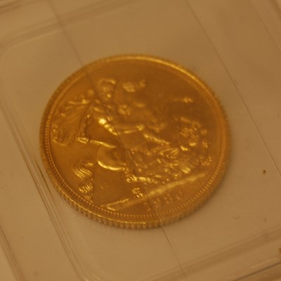 Lot 243 - An Elizabeth II gold sovereign dated 1980