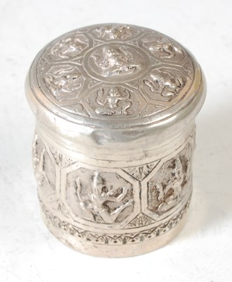 Lot 126 - A late 19th / early 20th century Indian silver...