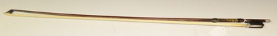 Lot 441 - An early 20th century violin bow with...