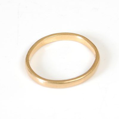 Lot 49B - A 22ct gold wedding ring, 2 grams.