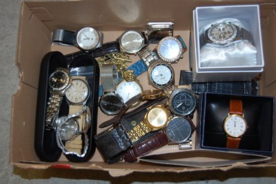 Lot 276D - A box of assorted wristwatches