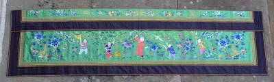 Lot 703 - A Chinese green ground silk pelmet, Qing Dynasty