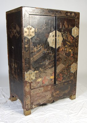 Lot 101 - A pair of Chinese lacquer cabinets, Qing Dynasty