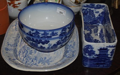 Lot 505 - Four pieces of blue and white ceramics...