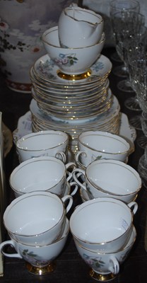 Lot 509 - A Gladstone Drury Lane pattern part teaset