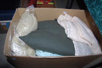 Lot 635 - A box of mixed fabrics and linen.