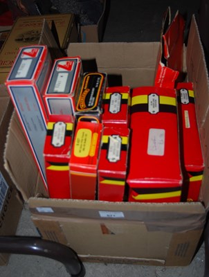 Lot 671 - A box of assorted 00 gauge model railway items...
