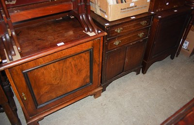 Lot 823 - A group of furniture comprising a mahogany...
