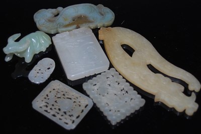 Lot 276 - A group of six assorted Chinese jade carvings,...