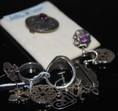 Lot 303 - A collection of assorted Scottish silver, John...