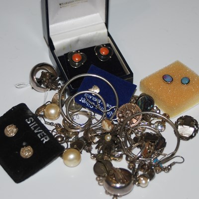Lot 292 - A collection of silver and white metal earrings.