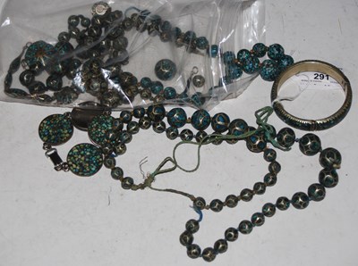 Lot 291 - A collection of assorted white metal and...