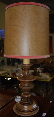 Lot 836 - A vintage decorative table lamp.