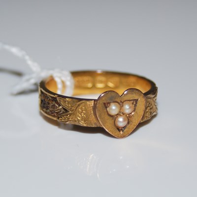 Lot 93 - A late 19th century 15ct gold and split pearl...