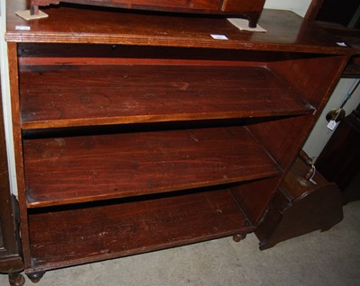 Lot 810 - A mahogany open bookcase.