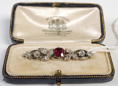 Lot 41 - A late 19th / early 20th century white metal,...