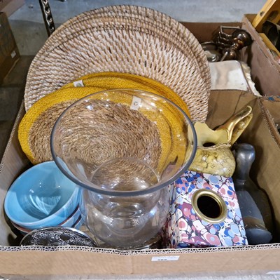 Lot 509 - Two boxes of assorted mixed wares to include a...