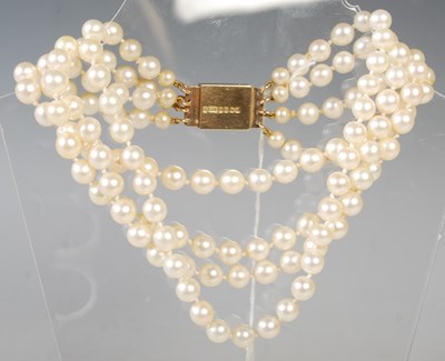 Lot 76 - A vintage four strand pearl choker with 9ct...