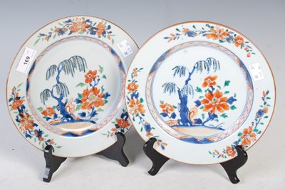 Lot 169 - A pair of Chinese porcelain Imari plates, Qing...
