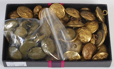 Lot 185E - A box of assorted vintage military brass buttons.