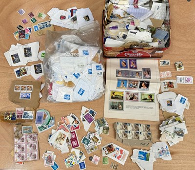 Lot 390 - A collection of mainly British and American...