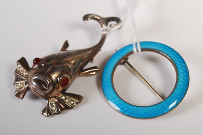 Lot 43 - A vintage Sterling silver and blue enamel open...