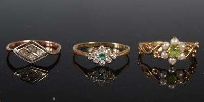 Lot 59 - Two 9ct gold and gem set dress rings, gross...