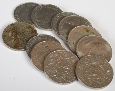 Lot 106 - Eleven assorted vintage crowns.