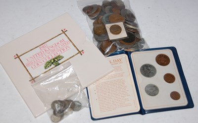 Lot 91 - A collection of low decimal coinage.