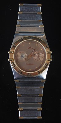 Lot 89 - A vintage Gentleman's Omega Constellation...