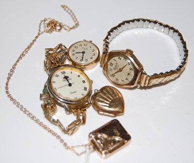 Lot 55 - A yellow metal rectangular-shaped pendant and...