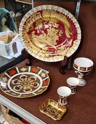 Lot 12 - A collection of Royal Crown Derby wares to...