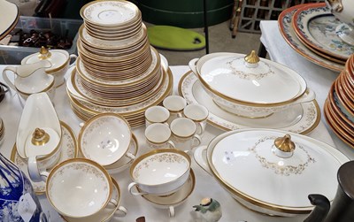Lot 356 - A Royal Doulton Belmont patterned part...